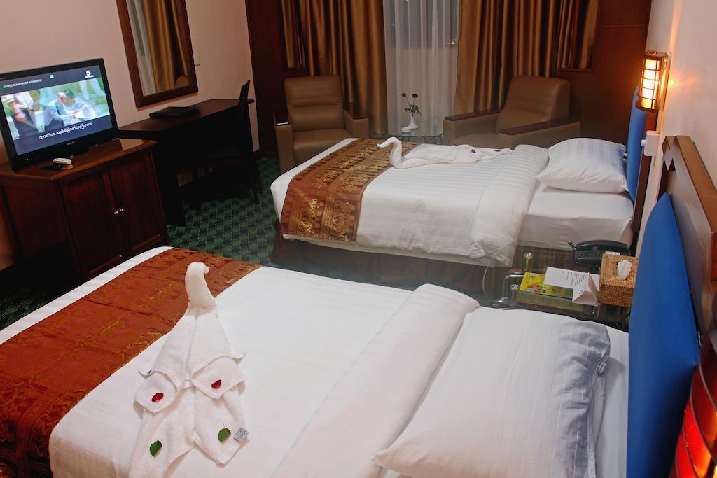 Asia Plaza Hotel Янгон Екстер'єр фото