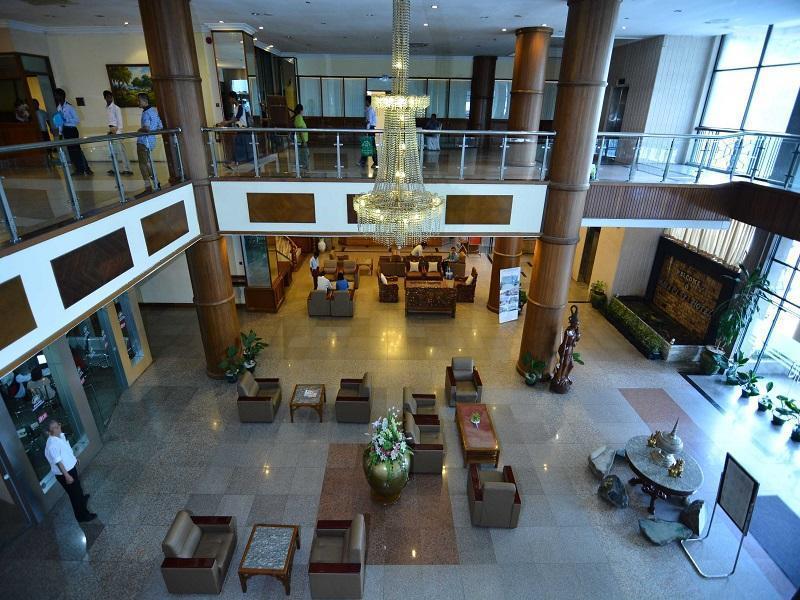 Asia Plaza Hotel Янгон Екстер'єр фото