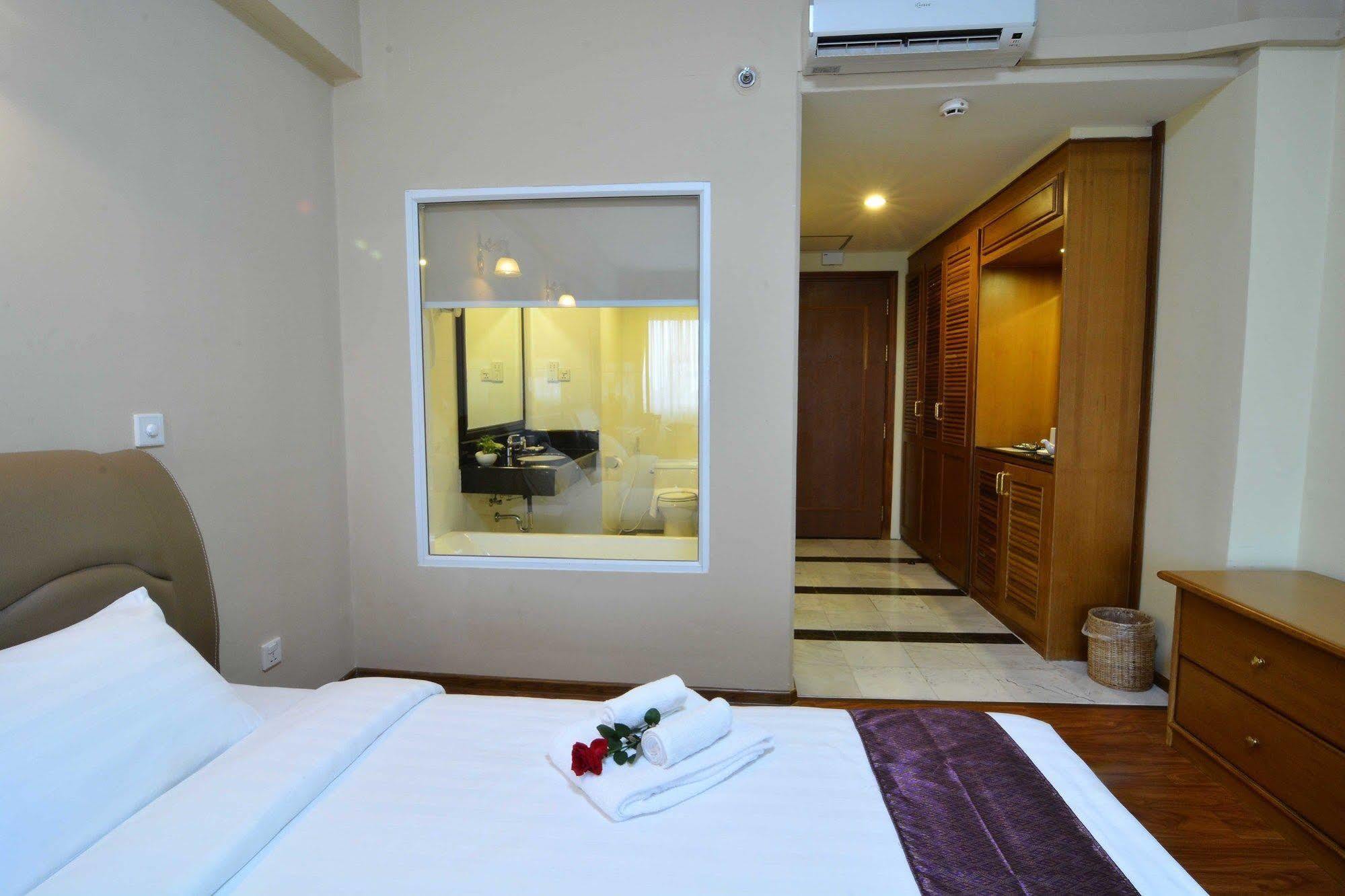 Asia Plaza Hotel Янгон Екстер'єр фото